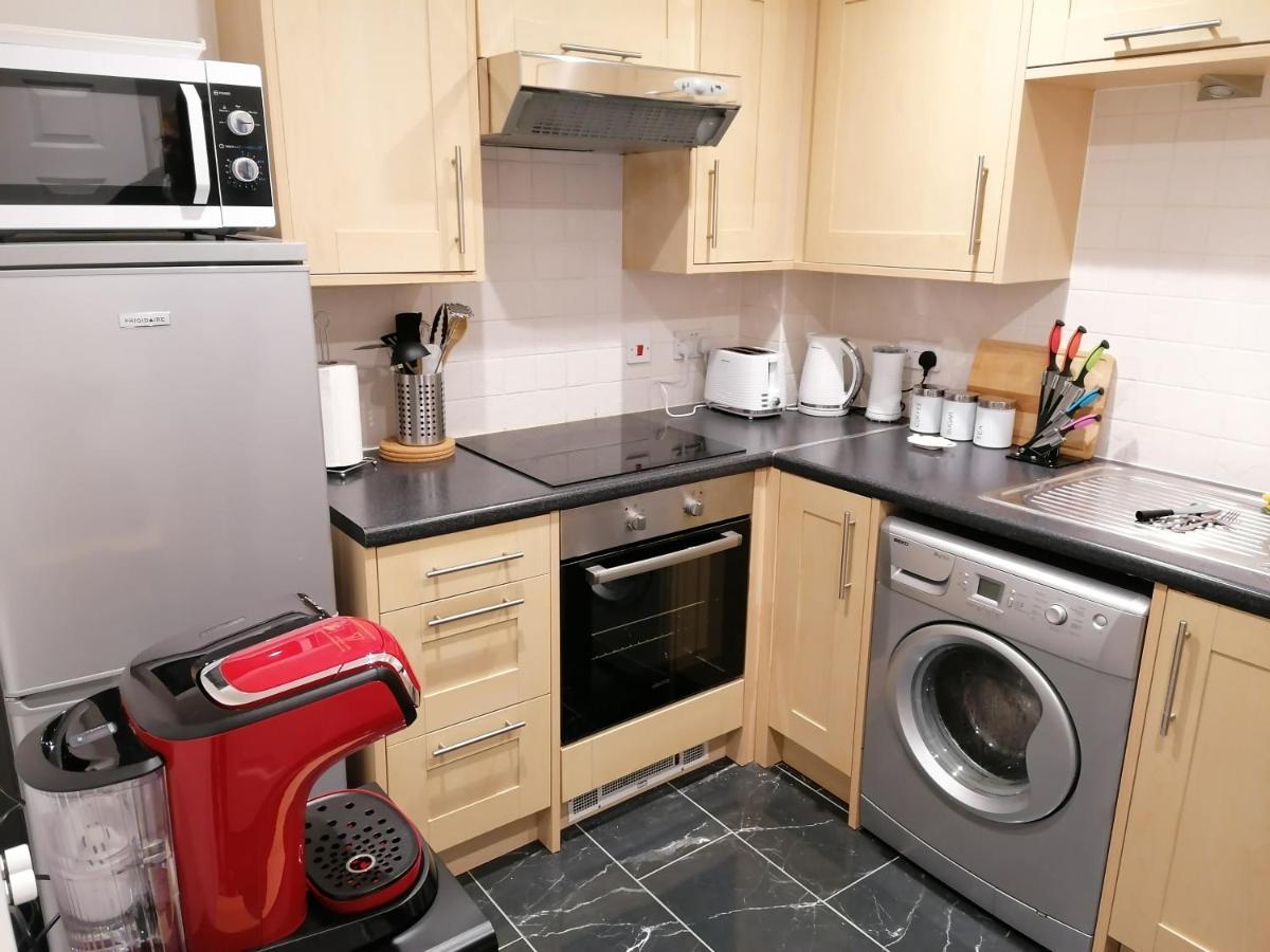 Luxury Modern 2 Bed Apartment, Free Undercroft Parking For 1 Car Southampton Kültér fotó