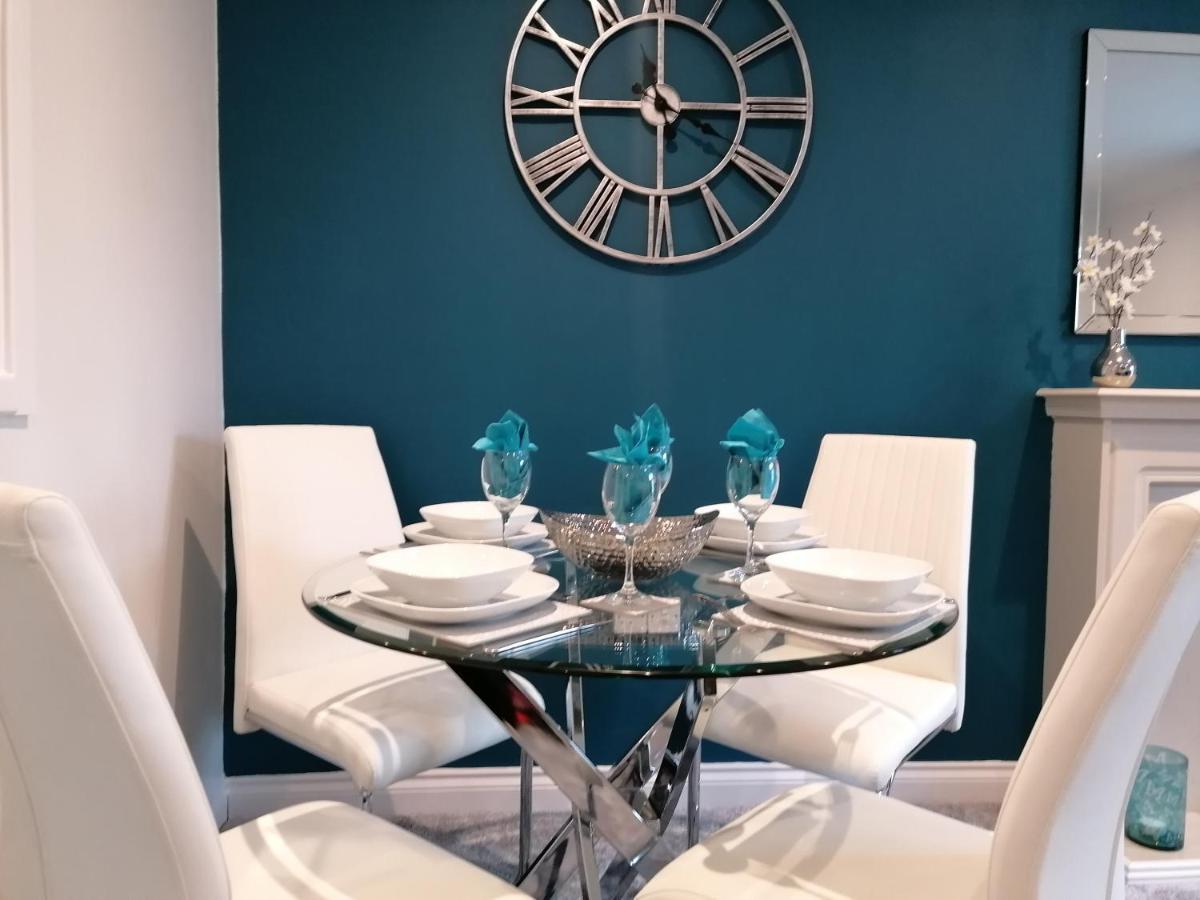 Luxury Modern 2 Bed Apartment, Free Undercroft Parking For 1 Car Southampton Kültér fotó